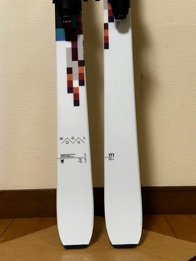 「新品未使用」FACTION モーグル板LOOKPIVOT12