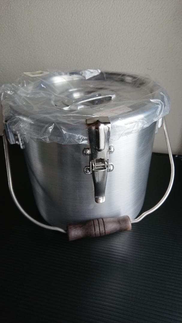 新品　山下工芸　アルミ　給食缶  21cm　7.0L