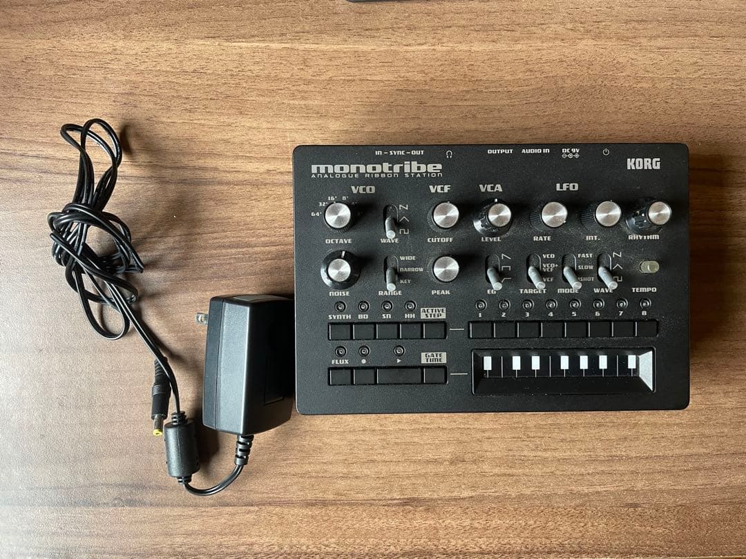KORG monotribe アナログシンセサイザー モノトライブ コルグ