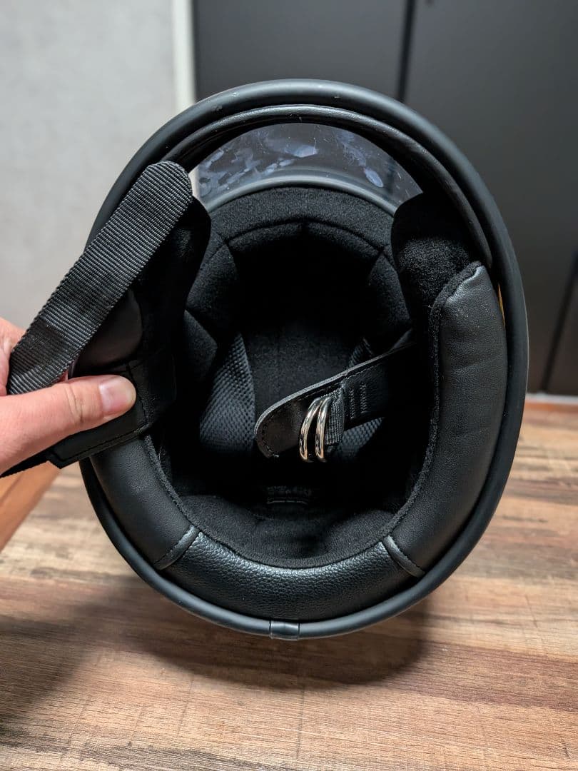 ​良品！TT&CO.トンプソン SG/DOT規格 白 シールド付)BELLスター