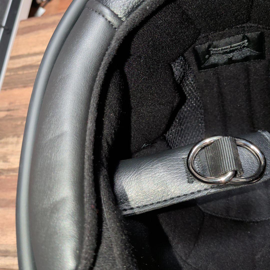 ​良品！TT&CO.トンプソン SG/DOT規格 白 シールド付)BELLスター