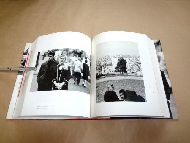 ロバート・フランク 写真集 Looking In Robert Frank's