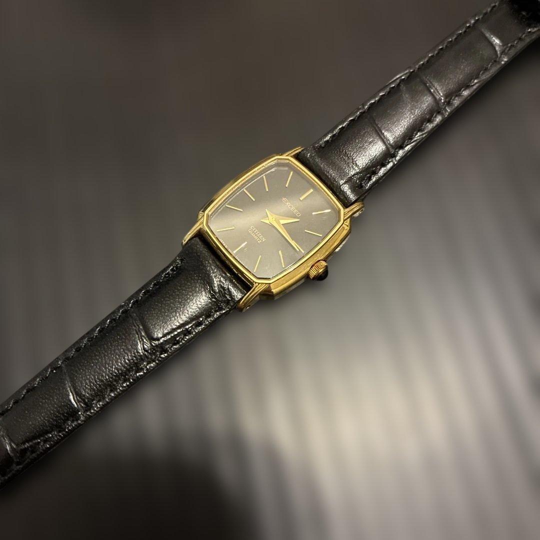 シチズン　エクシード　レディース　スクエアクォーツ腕時計　電池切れ