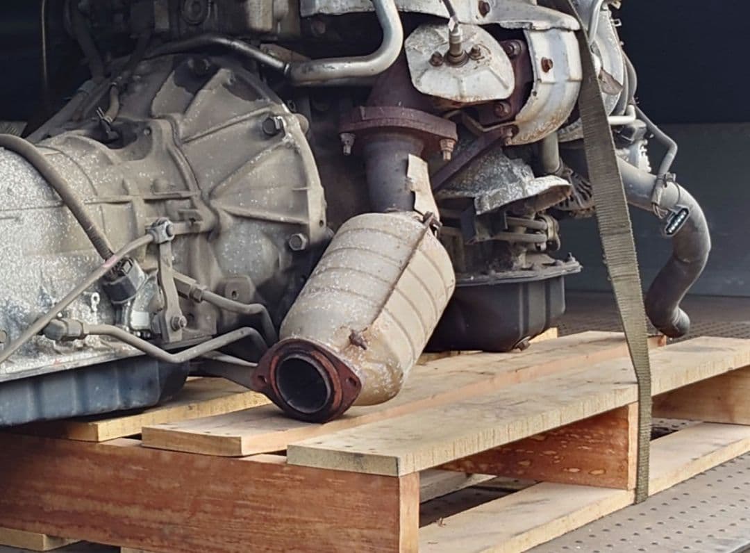 JZS171W クラウンエステート アスリートV 純正触媒