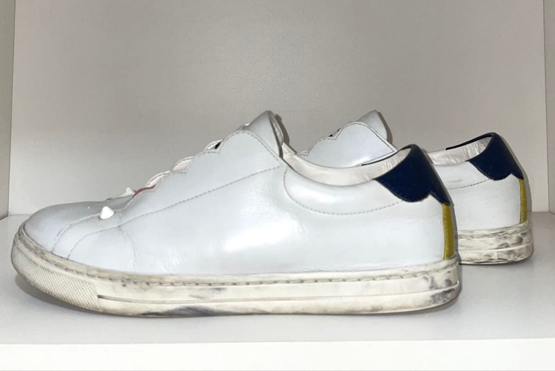 FENDI スカラップデザイン スニーカー　スリッポン