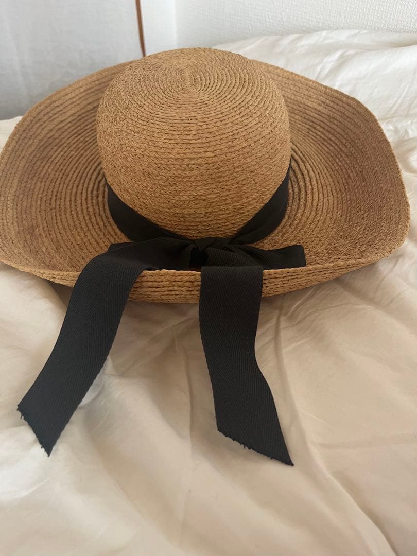 ヘレンカミンスキ麦わら帽子