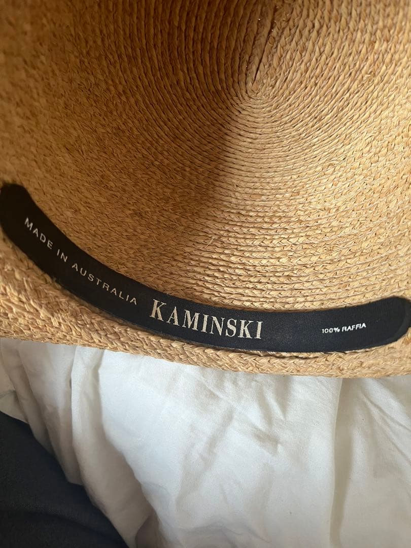 ヘレンカミンスキ麦わら帽子