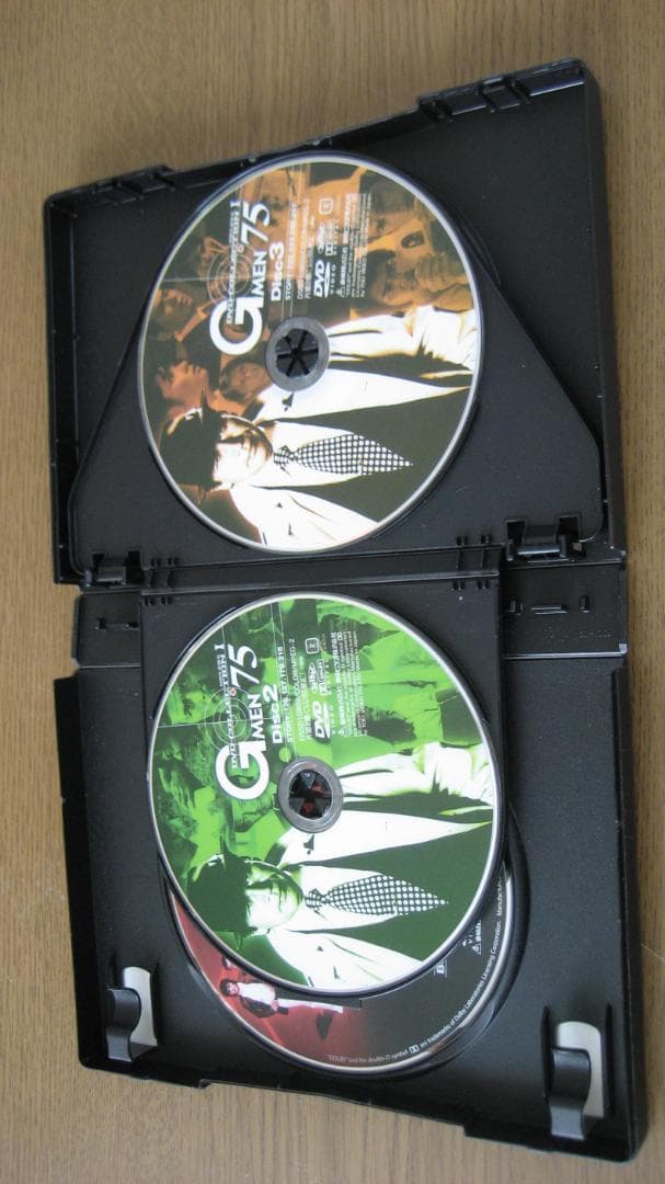 中古美品　Gメン75　DVD COLLECTION 1、2 　8枚(全32話)