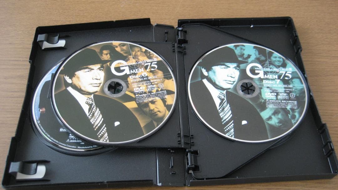 中古美品　Gメン75　DVD COLLECTION 1、2 　8枚(全32話)