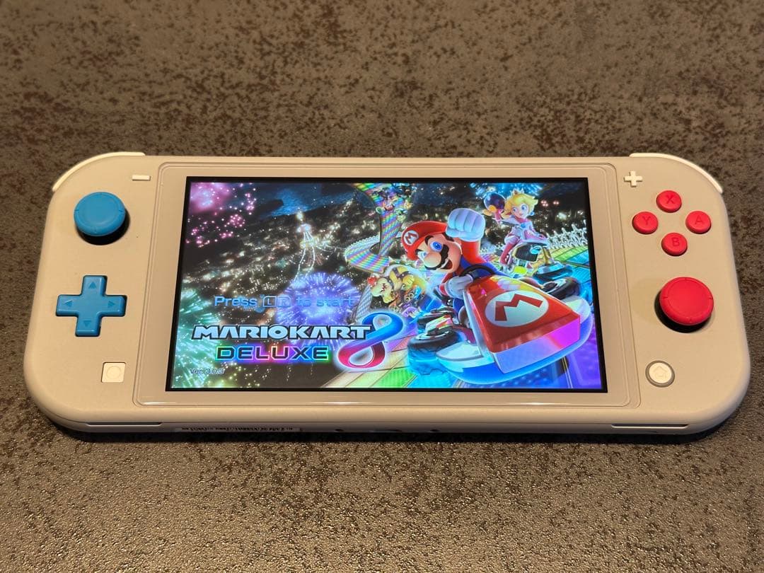 Nintendo Switch Lite ザシアン・ザマゼンタ&マリオカート8
