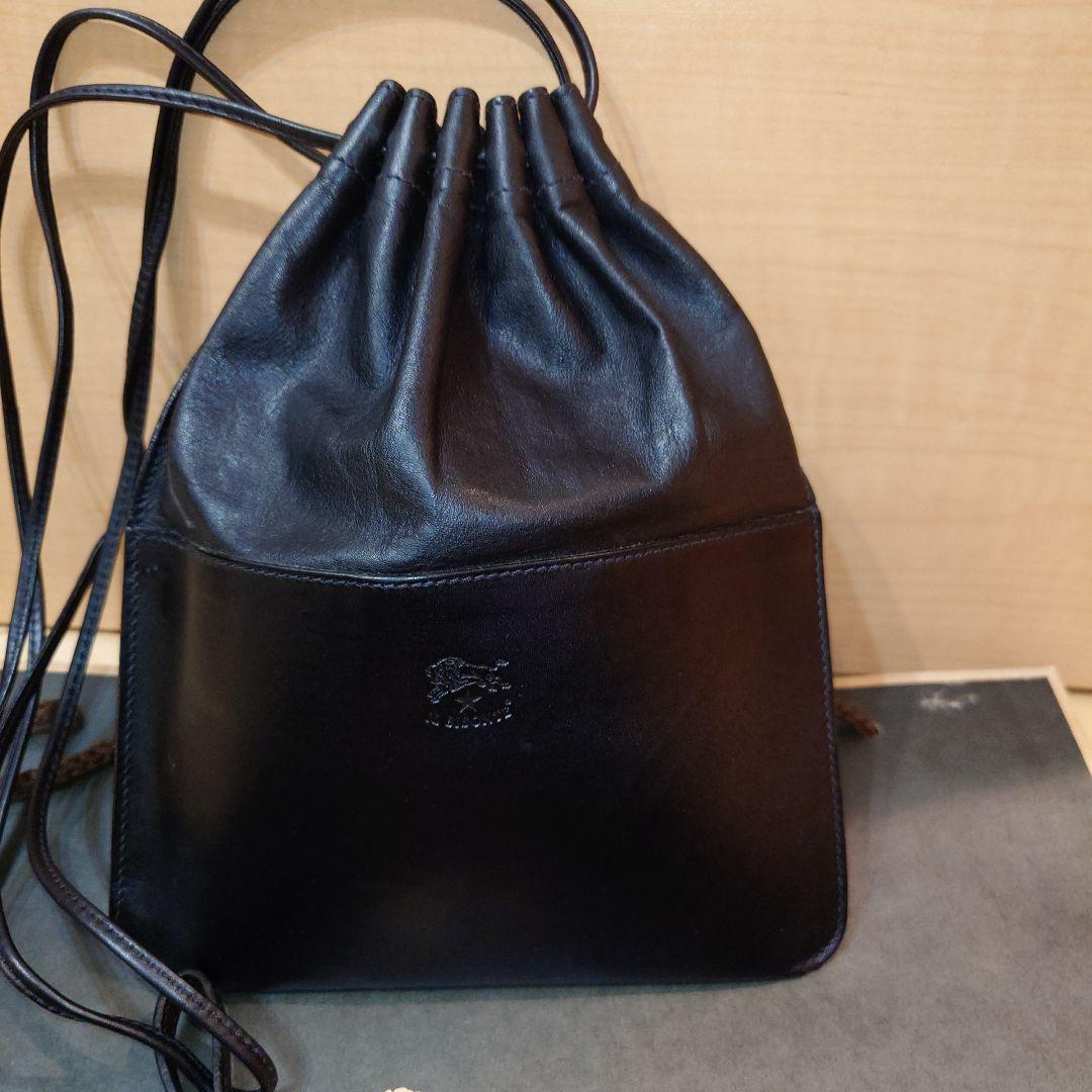 イルビゾンテ ポシェット