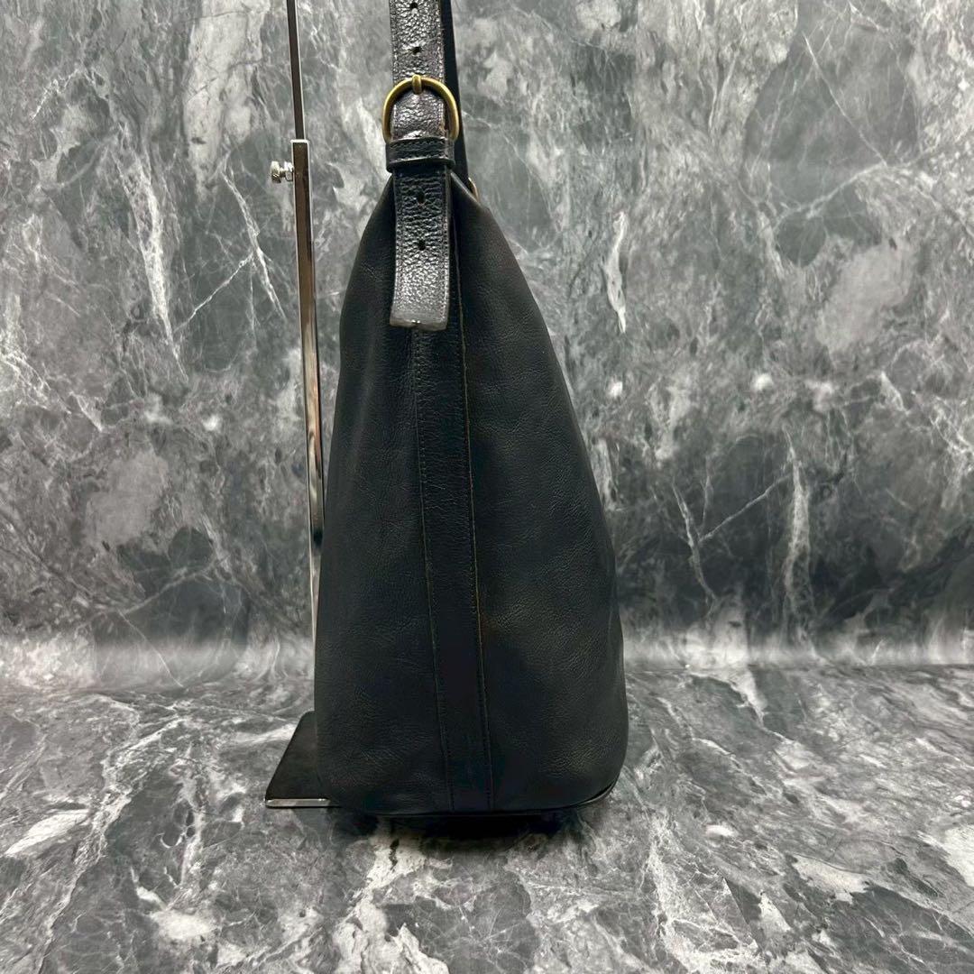 【希少/大容量】イルビゾンテ ショルダーバッグ バケツ型 ブラック レザー A4