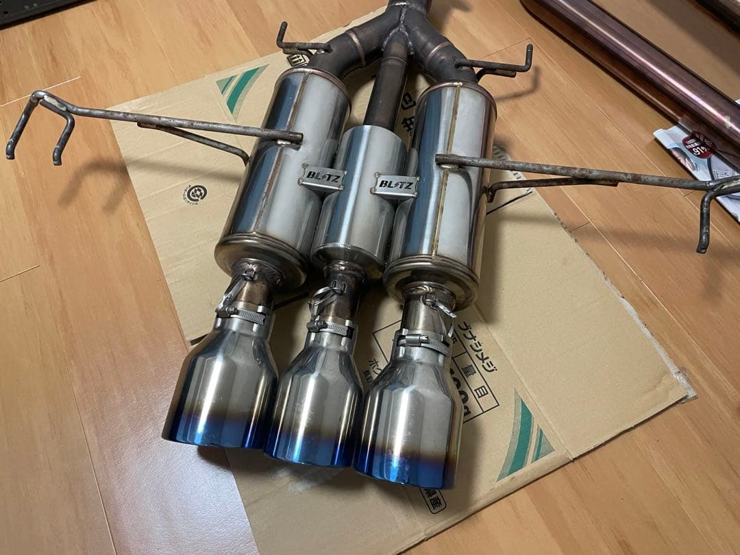 【引取り1万円値引き】FK8シビックBlitzマフラー