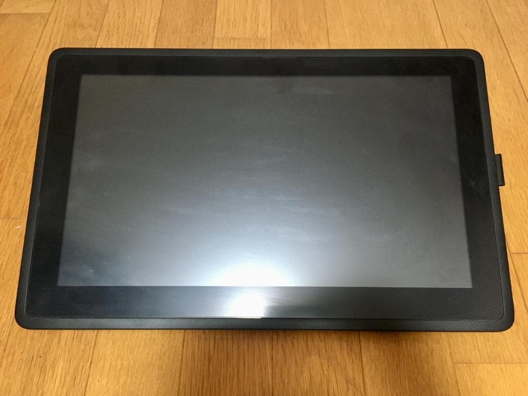 液タブ・ペンタブ Wacom Cintiq 22 DTK2260K0D