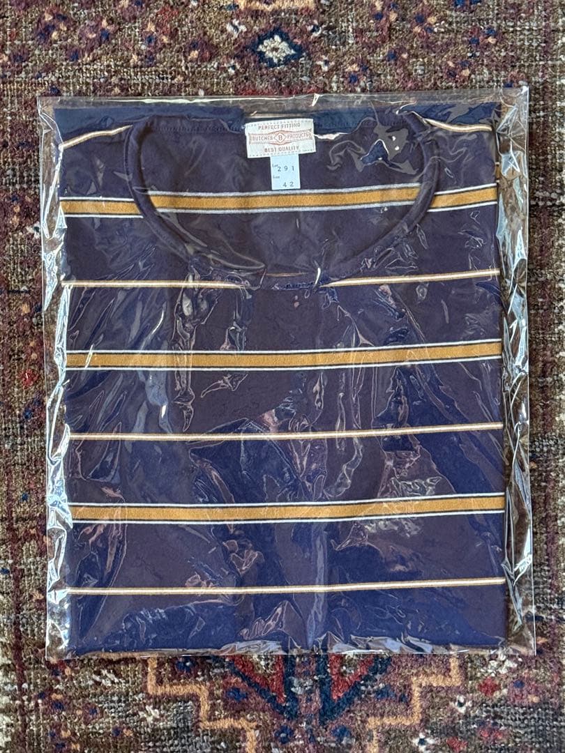 トップス At Last YOUNG &PRINT TEE