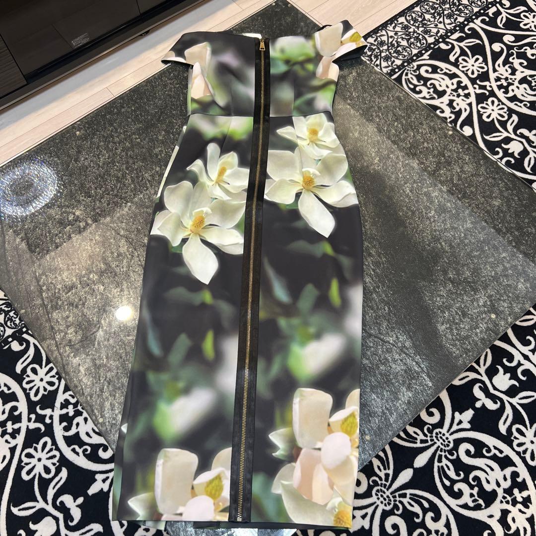 ワンピース TED BAKER 0