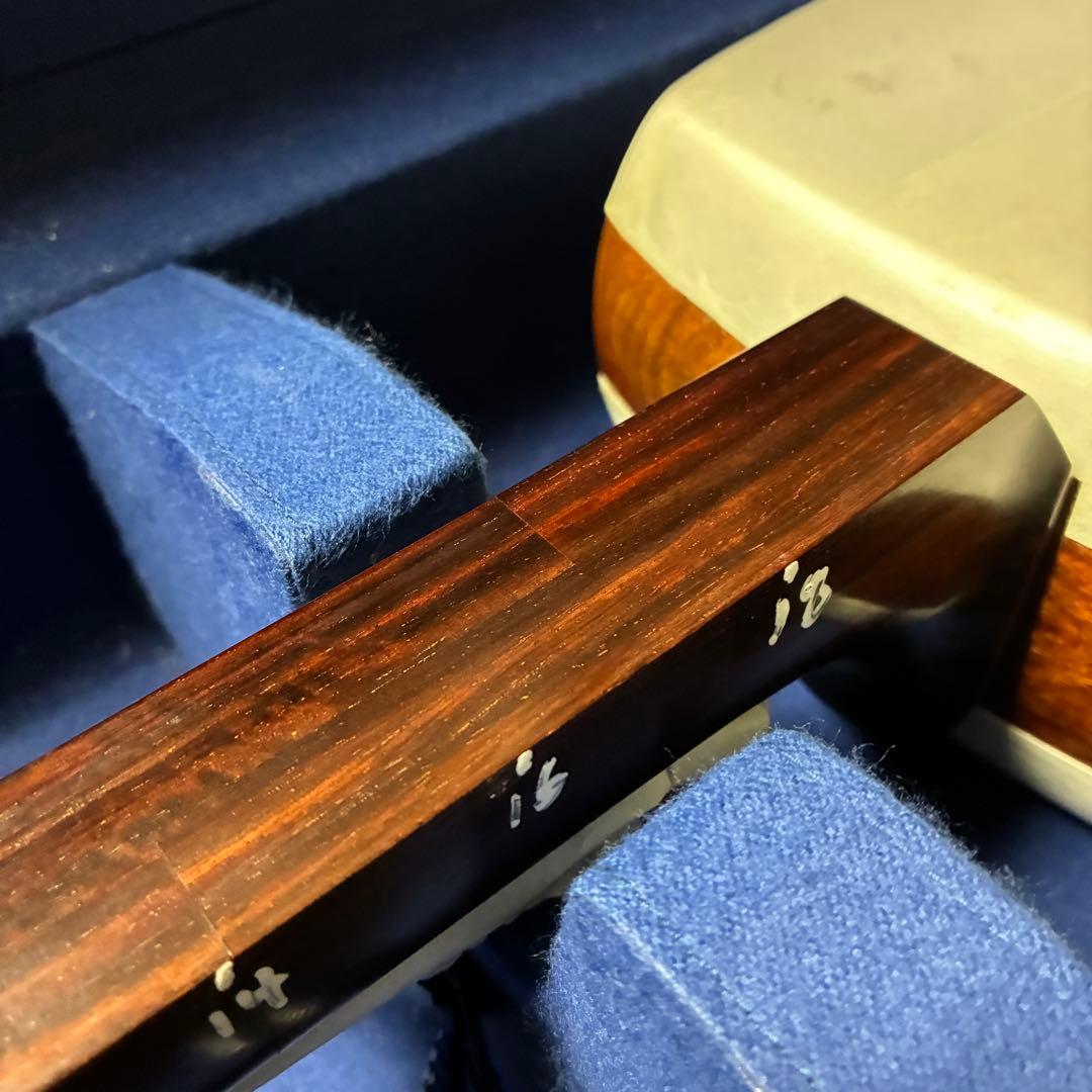 美品 即演奏可能 津軽三味線 紫檀 高級黒檀紅木巻き糸巻き 両面皮破れなし