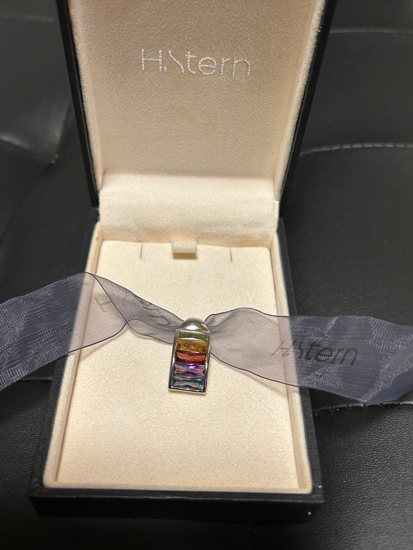 H.Stern マルチカラーペンダントトップ