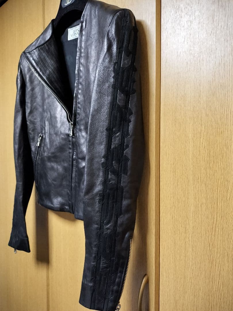 GIANNI VERSACEヴィンテージヴェルサーチ レザージャケット