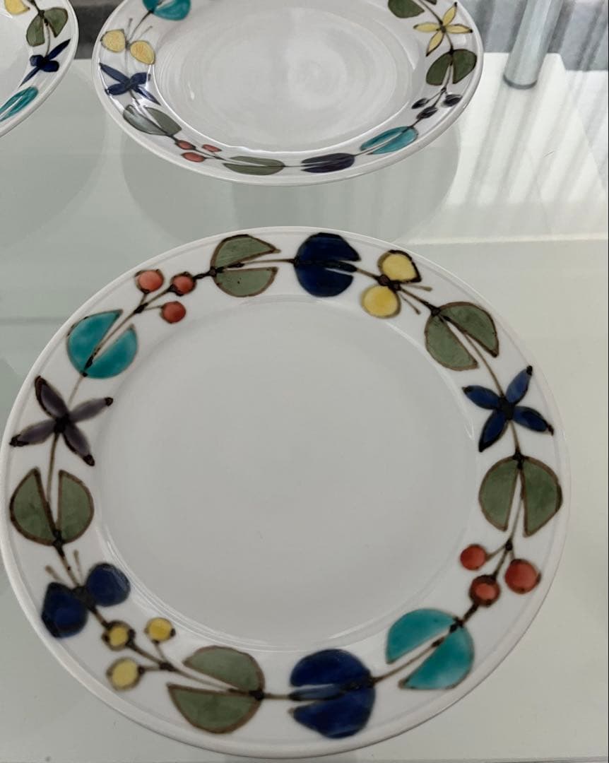 九谷青釜　徳永遊心　色絵花繋ぎ　6寸皿 4枚セット