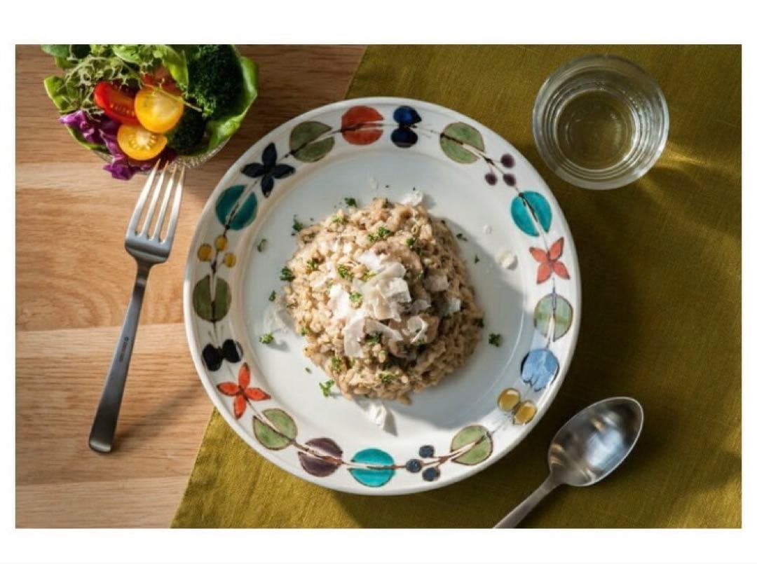 九谷青釜　徳永遊心　色絵花繋ぎ　6寸皿 4枚セット