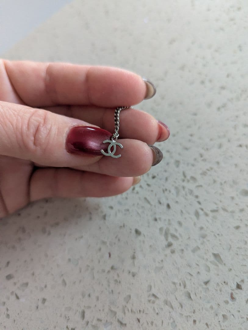 Chanel シルバー チェーンピアス