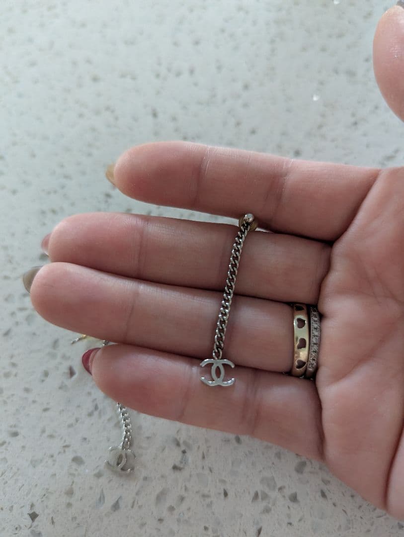 Chanel シルバー チェーンピアス