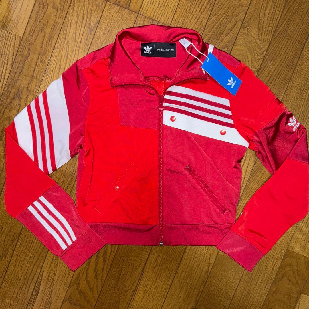 アディダスオリジナルス ダニエルカタリ クロップド トラックトップ ジャージ