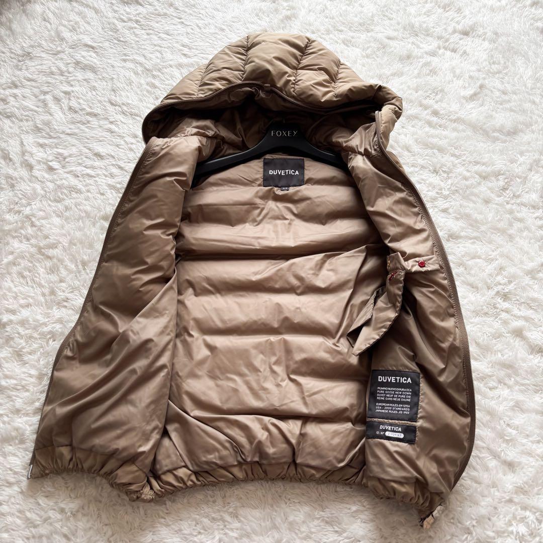 現行タグ・美品✨デュベティカ　大きいサイズ42 フェベチンクエ　ダウンベスト