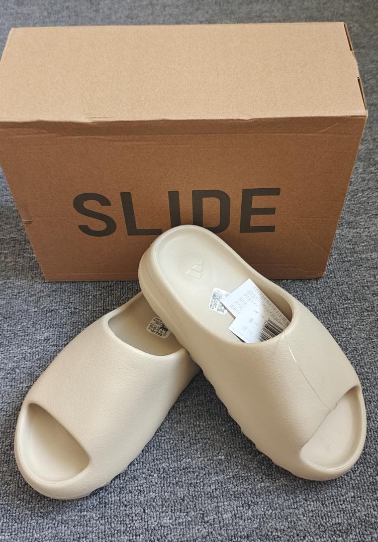 ADIDAS YEEZY SLIDE アディダス ベージュ サンダル 26.5