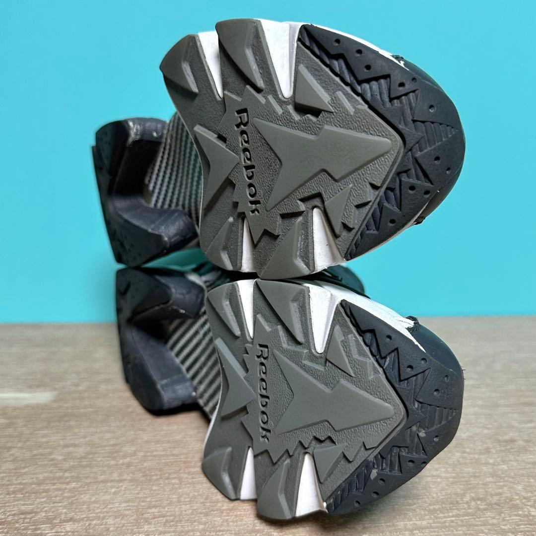 リーボック【REEBOK】ポンプフューリー　　　　※2016年製 限定コラボ