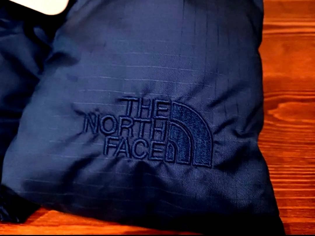 ※新品タグ付※ THE NORTH FACE ネイビー ダウンマフラー