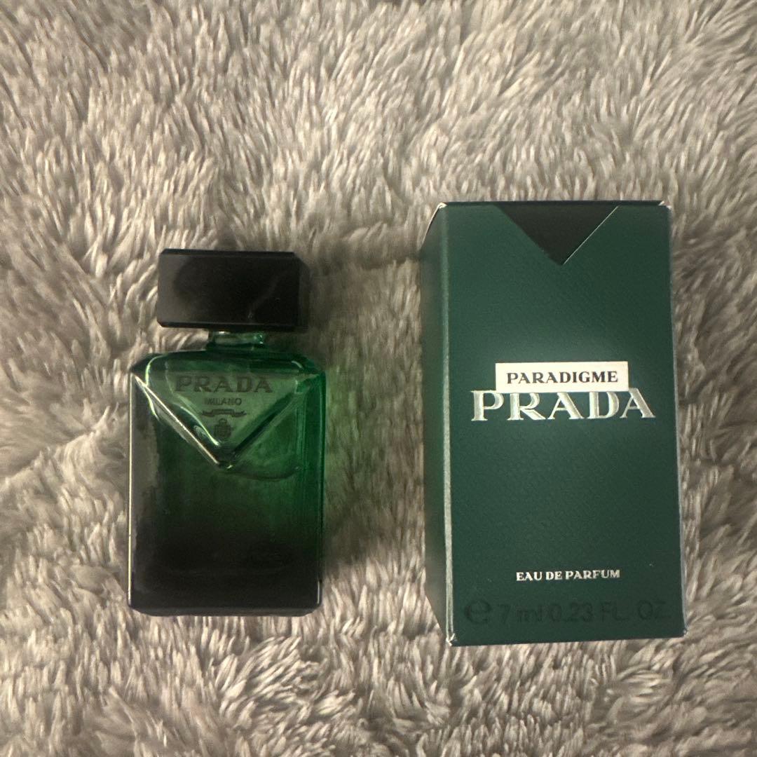 prada 香水 早い者勝ち！