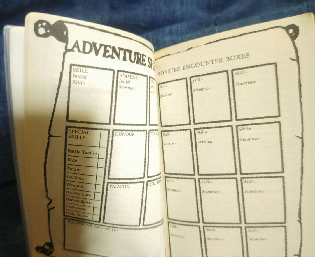 英語版GAMEBOOK　Knights of Doom ゲームブック