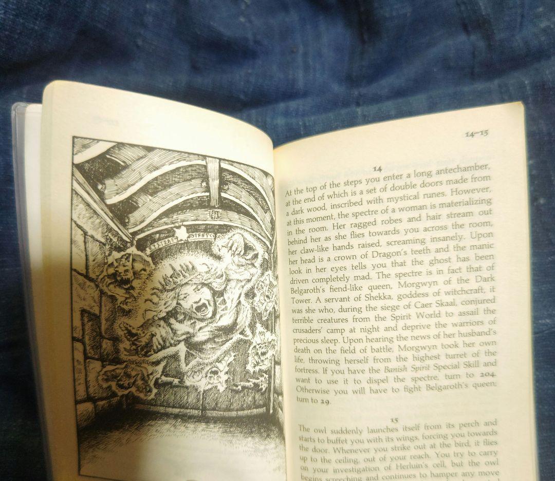 英語版GAMEBOOK　Knights of Doom ゲームブック