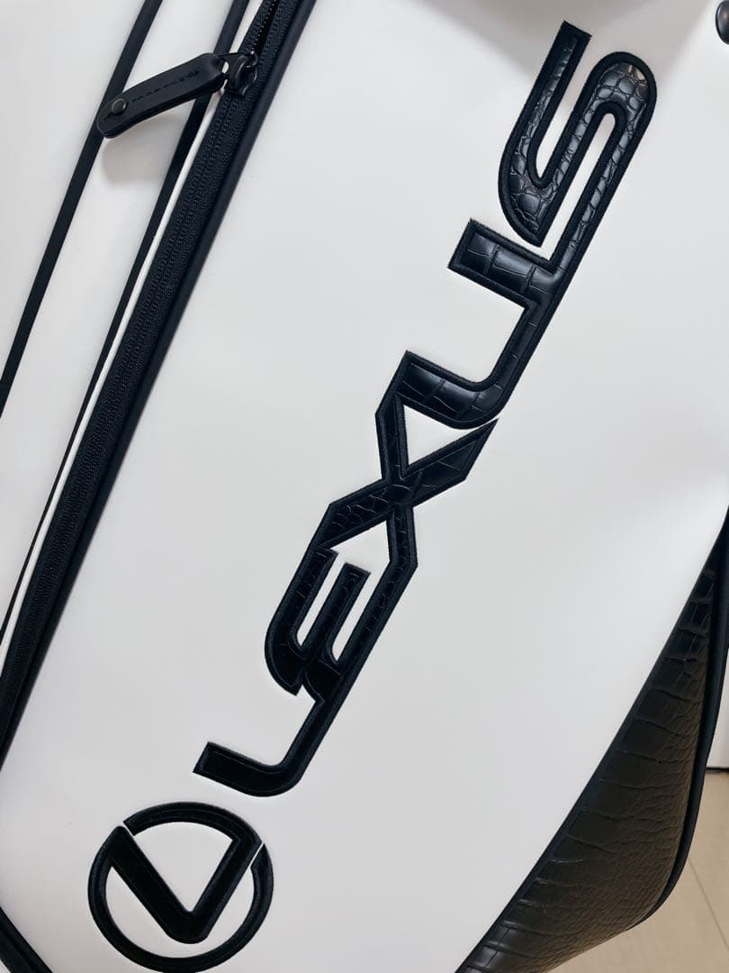 【peace】LEXUS（レクサス）キャディバッグ ホワイト×ブラック