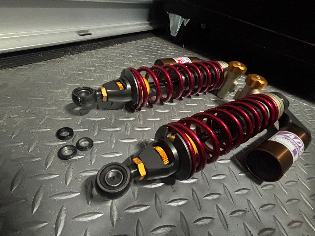 アドバンテージ SHOWA サスペンション