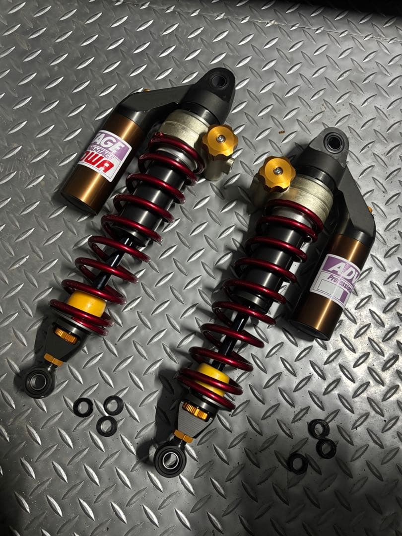 アドバンテージ SHOWA サスペンション