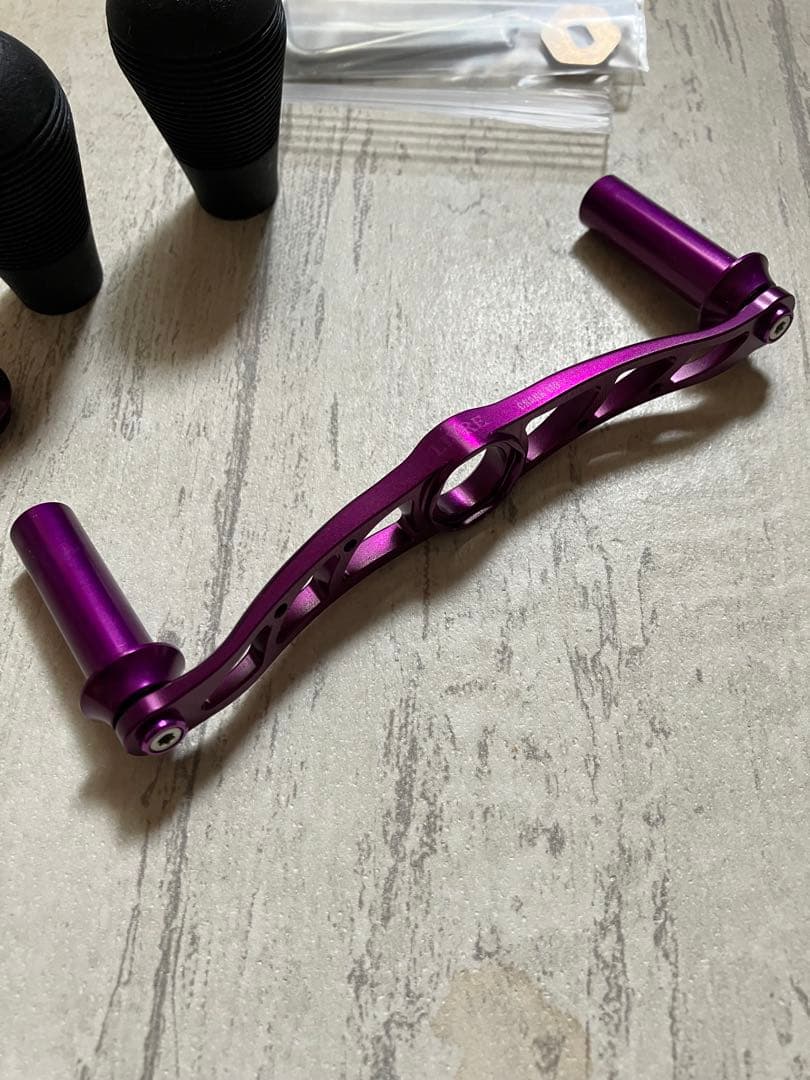 DRT・バリアル×LIVRE・クランク110 パープル