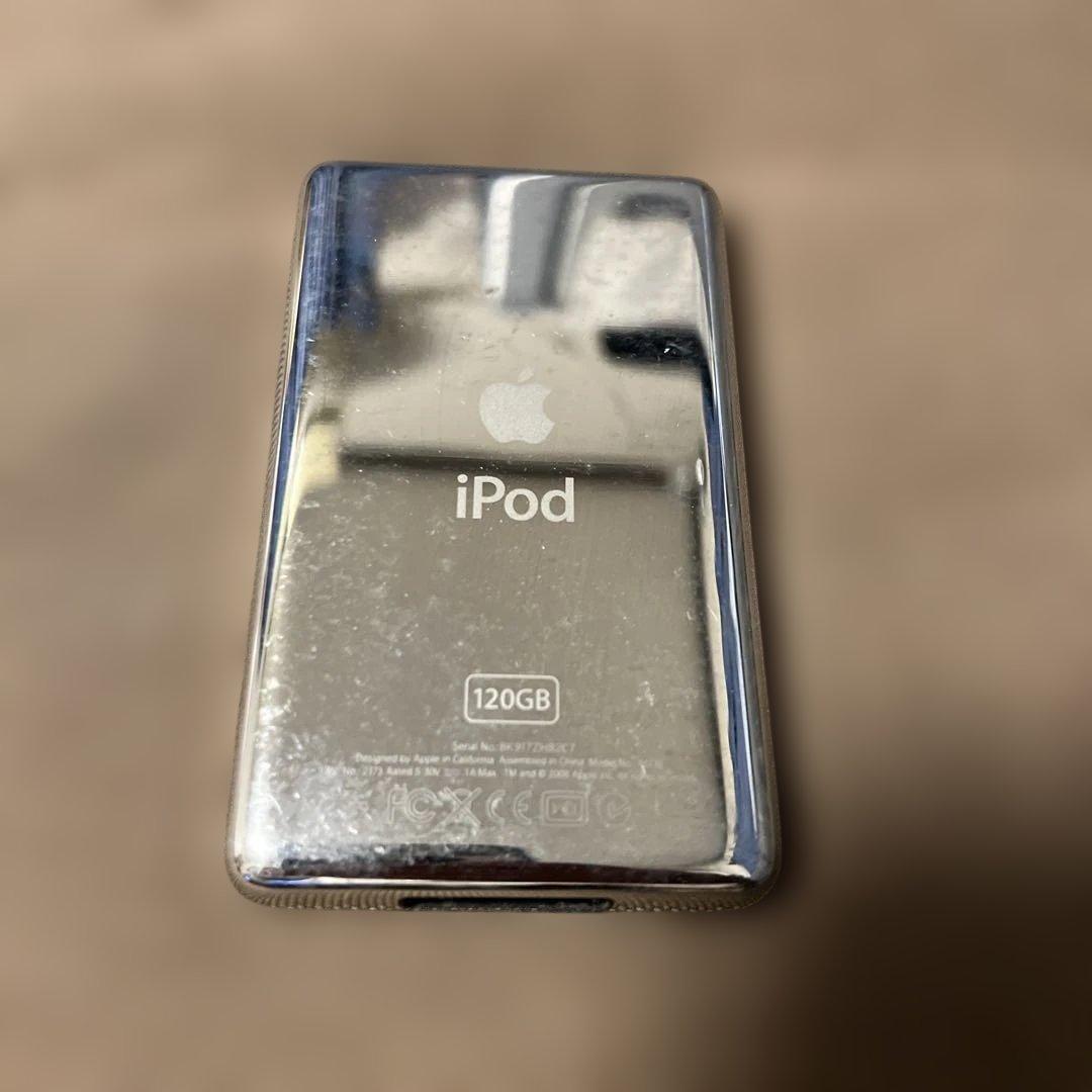 iPod classic 120GB中古　ブラック　ディスプレイ保護フィルム付