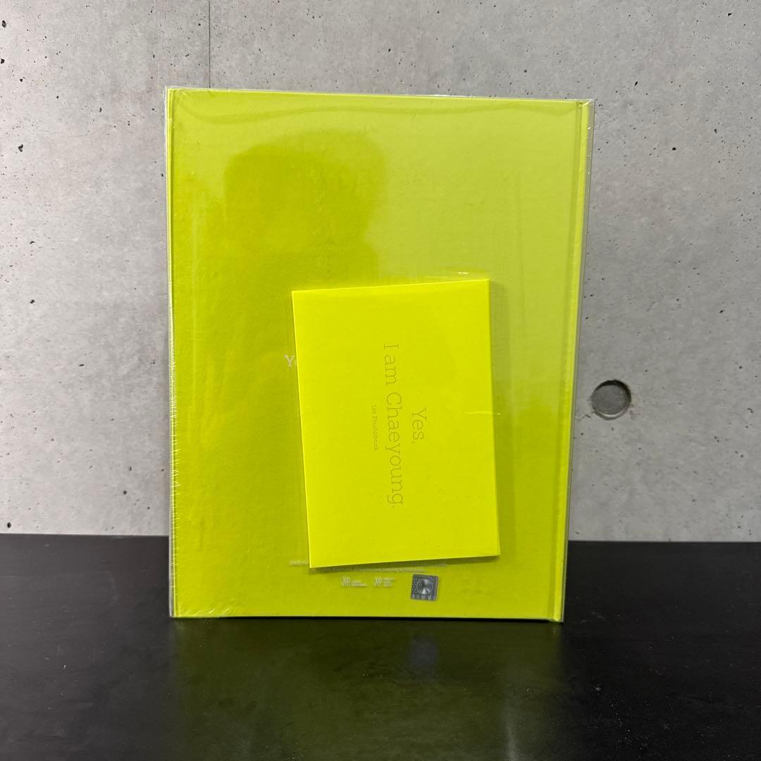 TWICE チェヨンYes, I am Chaeyoung. 新品未開封写真集