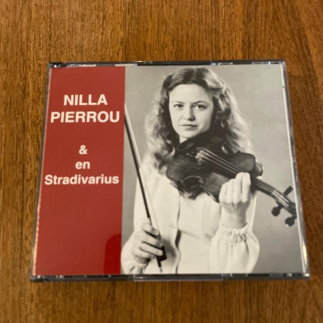 ★ニラ・ピエロー （Vn）- ニラ・ピエロー＆アン・ストラディバリウス