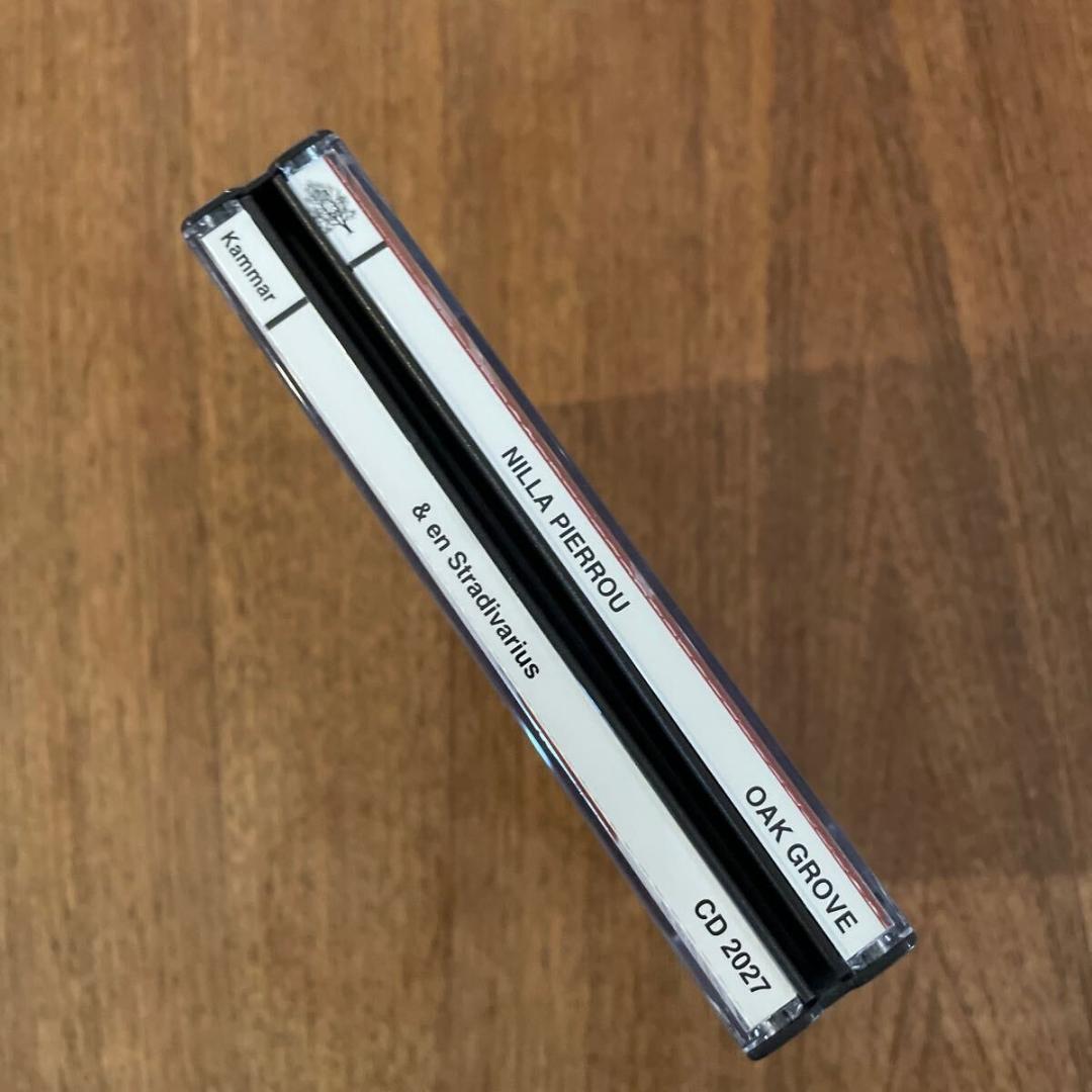 ★ニラ・ピエロー （Vn）- ニラ・ピエロー＆アン・ストラディバリウス