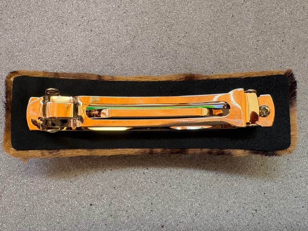 新品未使用　FERRAGAMO FERM VELVET バレッタ　レオパード