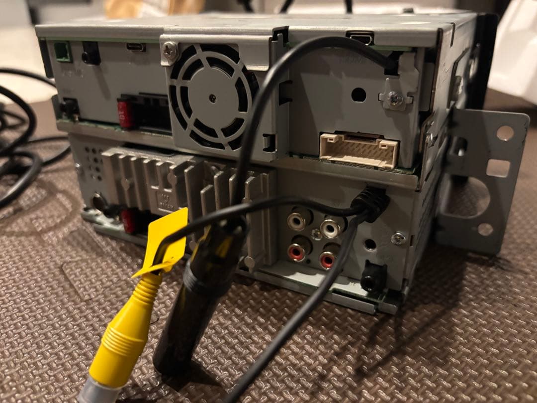 カロッツェリア DMH-SF700 ケーブル一式 DVDオーディオプレーヤー