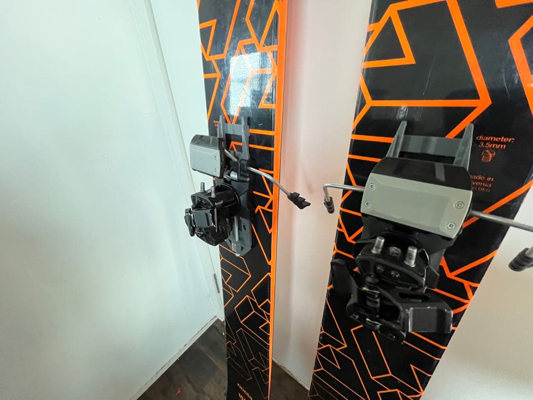 スキー BLACK CROWS NOCTA 185 x ST rotation12