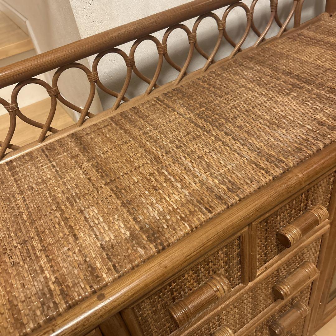 ラタン 籐家具 サイドボードチェスト 4段 ヴィンテージ ガラス扉