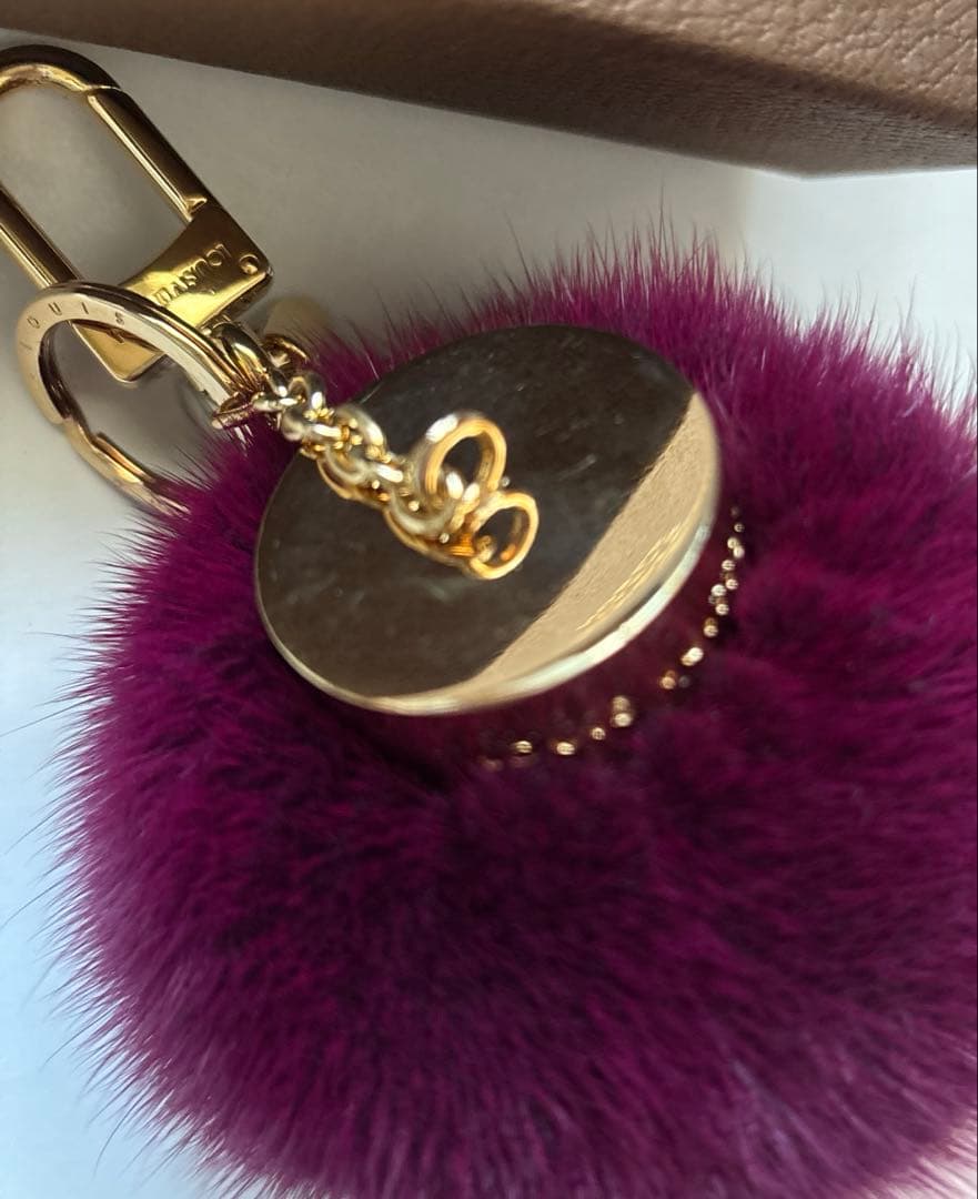 ルイヴィトン バブルデュオ ファー チャーム ミンク