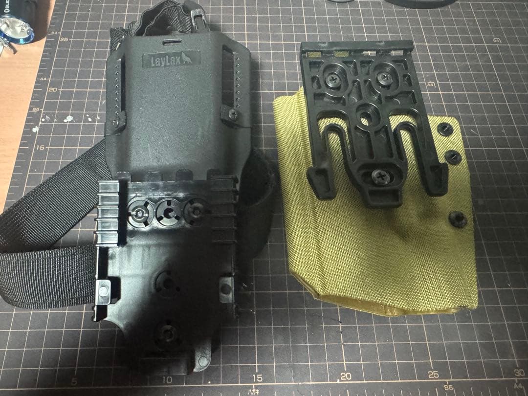 個人装備 ALMIGHTY HOLSTER / MID LV-1 coyote VTG