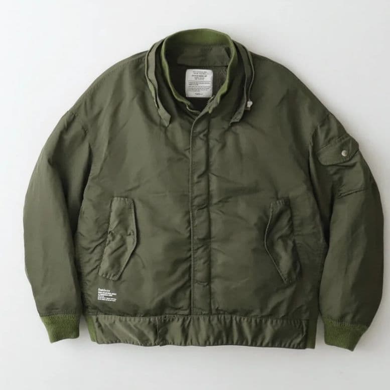 公式完売 HEAVY NYLONDECK JACKETサイズＬ